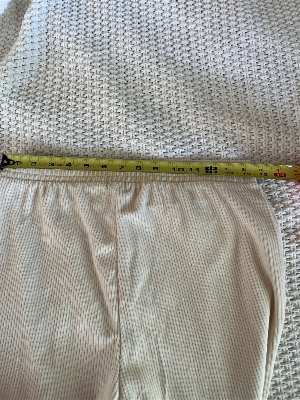 NWT Aerie Corduroy Ribbed Flare Pants Size Medium High Rise Cream Elastic Waist - Picture 11 of 14
